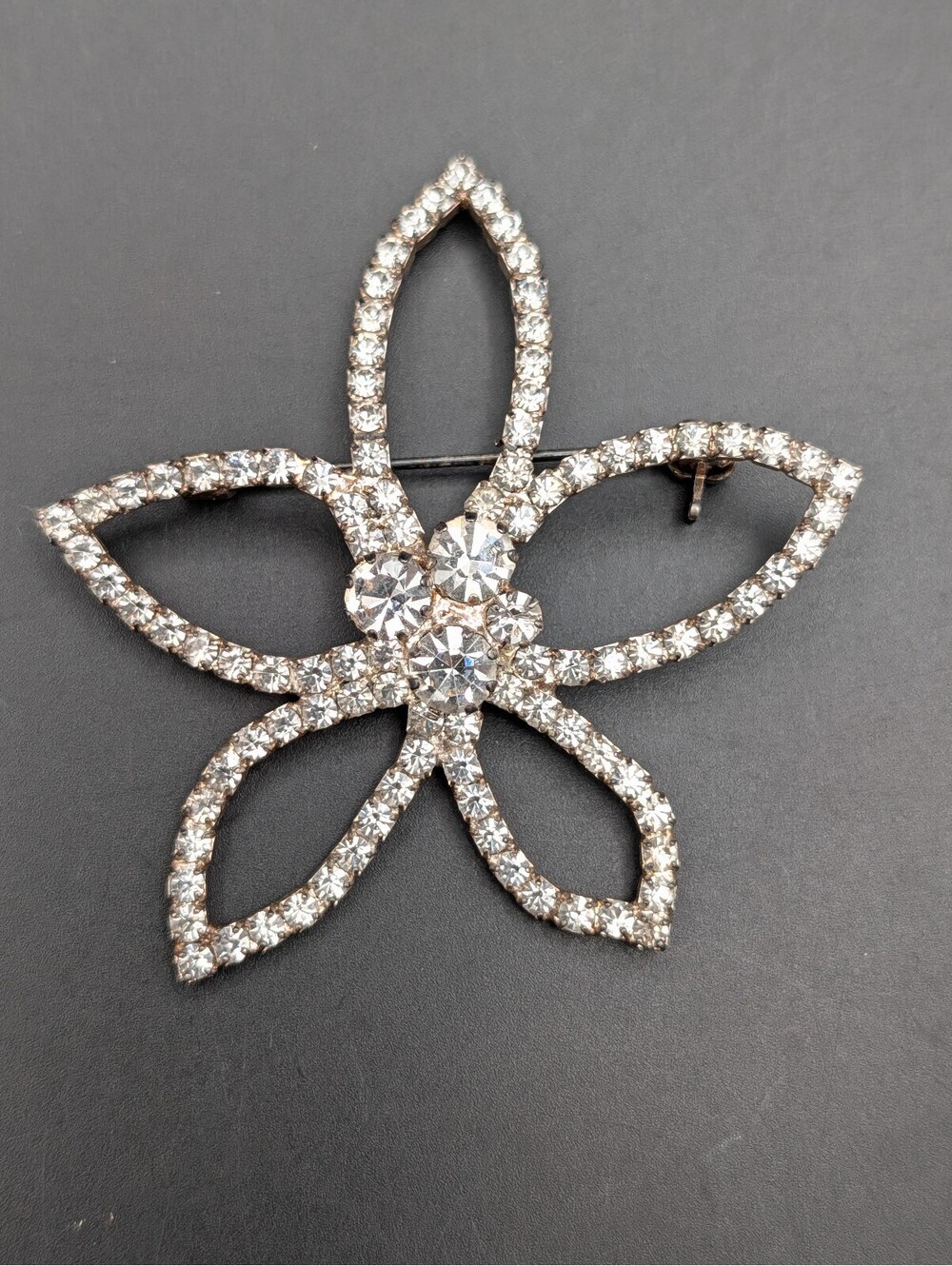 Vintage Mid-Century Openwork Rhinestone Star Flower Statement Brooch Pin